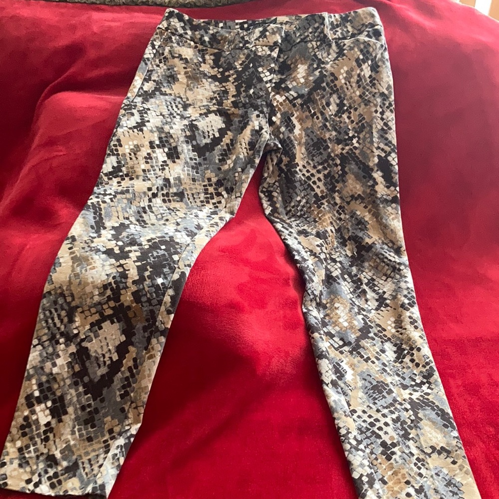 Ladies Printed Pants- Snake Print